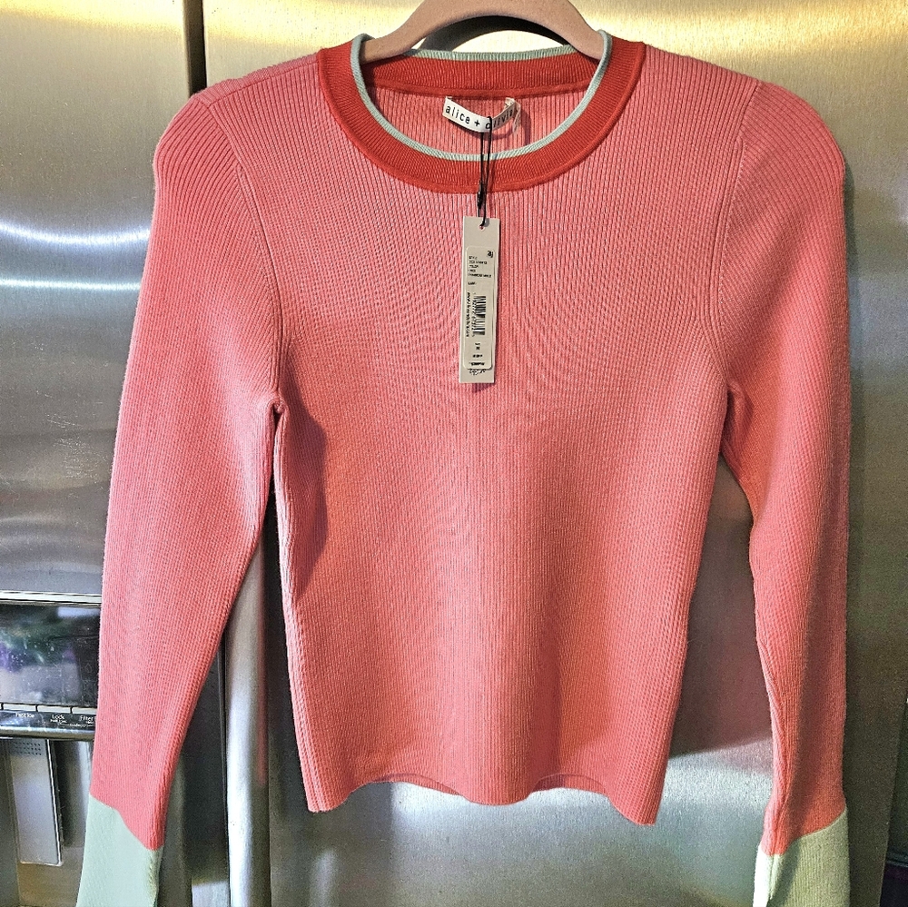 Alice + Olivia Colorblock Pink Sweater - Picture 4 of 4